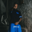 CAMISETA GOLA V OVERSIZED