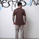 CAMISETA BORDADA NA GOLA BELM MARROM