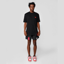 Camiseta Love Is A Game Modelo Streetwear