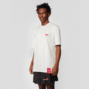 Camiseta Love Is A Game Modelo Streetwear